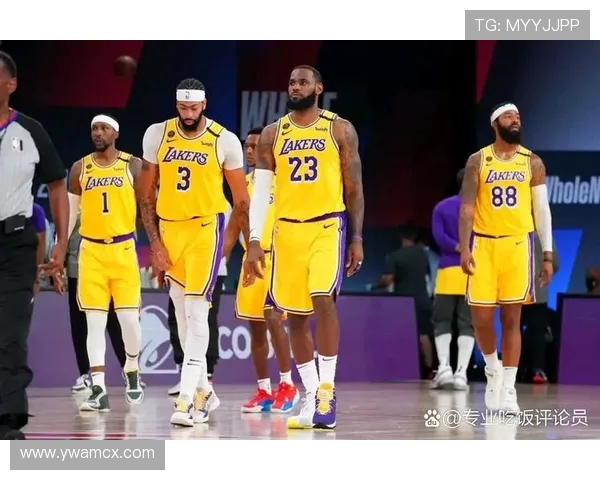 安东尼·戴维斯领衔湖人全新征程 力争复兴与冠军荣光