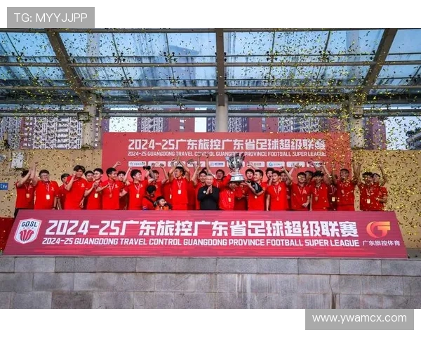 深圳足球队的拼搏之路：从默默无闻到荣耀巅峰的奋斗纪实